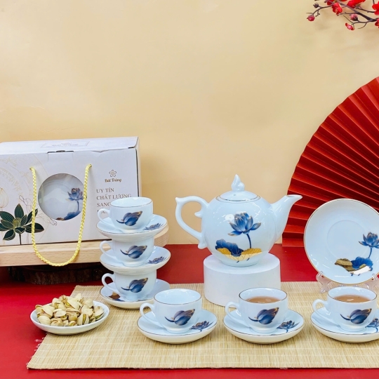Bộ bình trà Bát Tràng mã BBT020